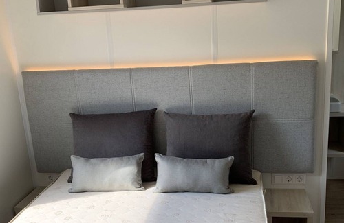 Auw House | Nice holiday home in Auw near lake