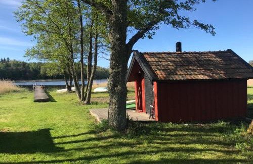 Holo House | Nice holiday house at horse farm with lake and sauna