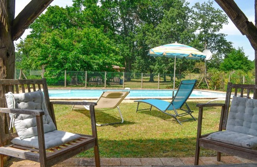 Saint-Jean-d'Eyraud House | Nice home in église-neuve-d'issac