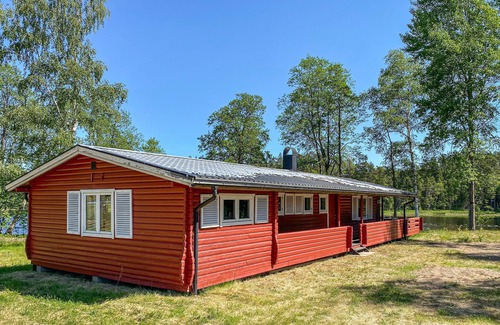 Alvsered House | Nice home in älvsered with WiFi