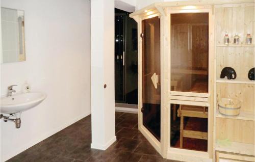 Auerbach House | Nice Home In Auerbach With Wifi