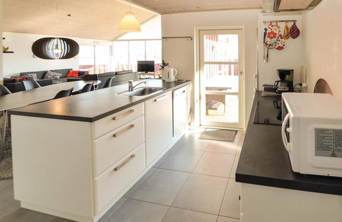 Kettingskov House | Nice home in Augustenborg with sauna
