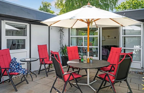 Kettingskov House | Nice home in Augustenborg with WiFi