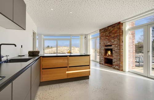Hvidbjerg Strand House | Nice home in Børkop with house sea view