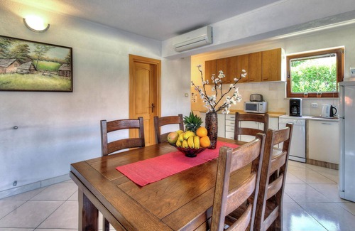 Plovanija House | Nice home in Buje with WiFi