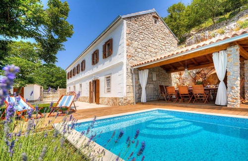 Vinodolska opcina House | Nice home in Drivenik