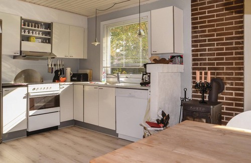 Sjaelborg House | Nice home in Esbjerg V with WiFi