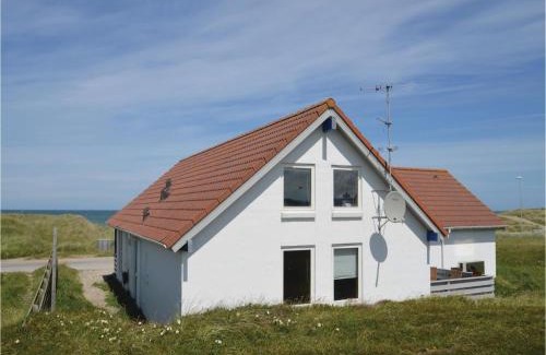 Lild Strand House | Nice Home In Frøstrup With Kitchen
