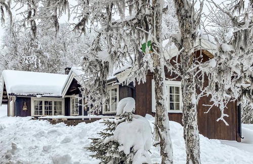 Kamben House | Nice home in Gol with kitchen