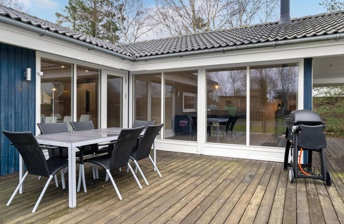 Grevinge House | Nice home in Grevinge with kitchen