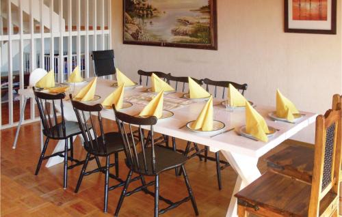 Gunnebo House | Nice Home In Gunnebo With Wifi