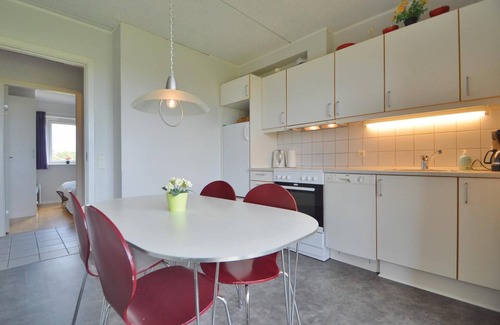 Emmerlev House | Nice home in Højer with kitchen