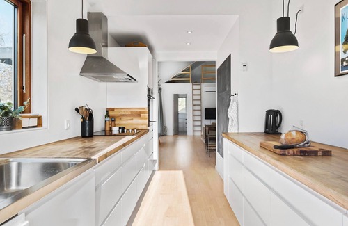 Kulhuse House | Nice home in Jægerspris with kitchen