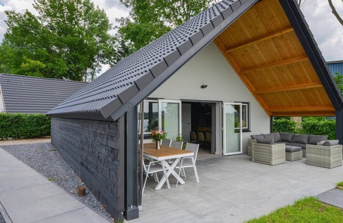 Kerkdriel House | Nice home in Kerkdriel with WiFi