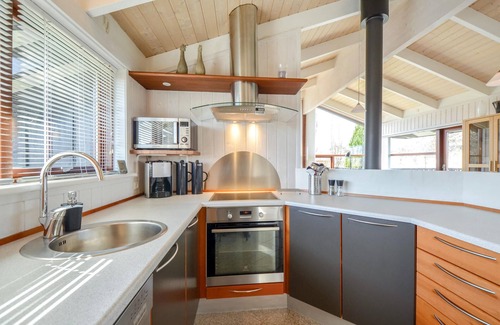 Skodshoved House | Nice home in Knebel with sauna