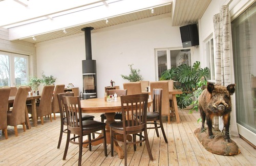 Kosta House | Nice home in Kosta with kitchen