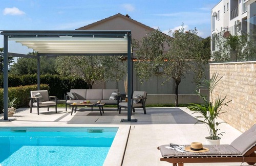 Kozino House | Nice home in Kozino with WiFi