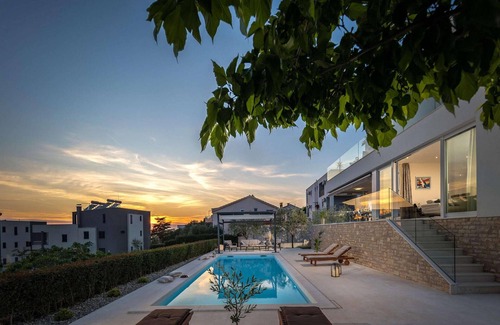 Kozino House | Nice home in Kozino with WiFi