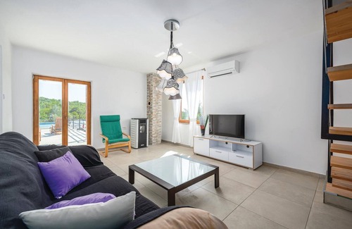 Kapelica House | Nice home in Labin with WiFi