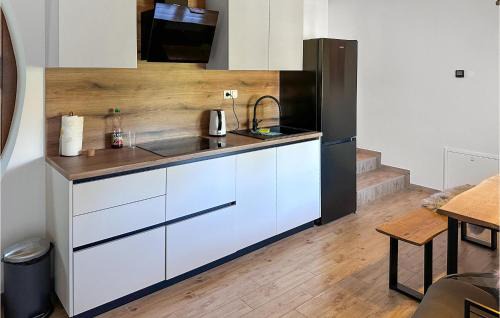 Saborsko House | Nice Home In Licka Jesenica With Sauna
