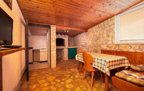 Liznjan House | Nice Home In Liznjan With Wifi