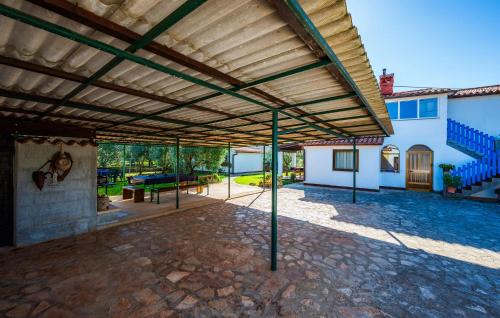 Liznjan House | Nice Home In Liznjan With Wifi
