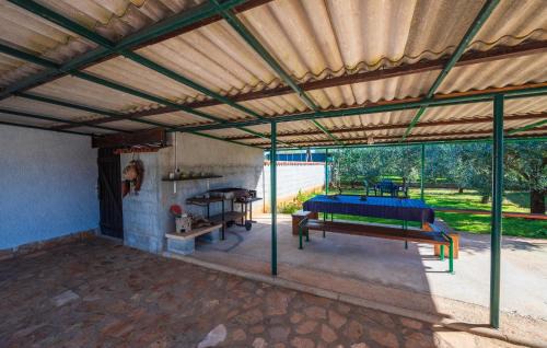 Liznjan House | Nice Home In Liznjan With Wifi