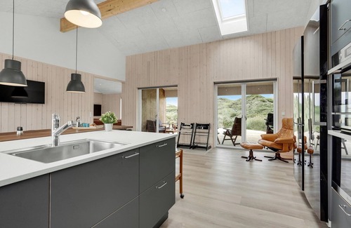 Grønhøj House | Nice home in Løkken with sauna