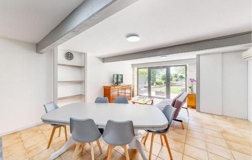 Vieux-Mareuil House | Nice Home In Mareuil En Perigord