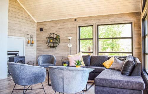 Nedstrand House | Nice Home In Nedstrand With Kitchen