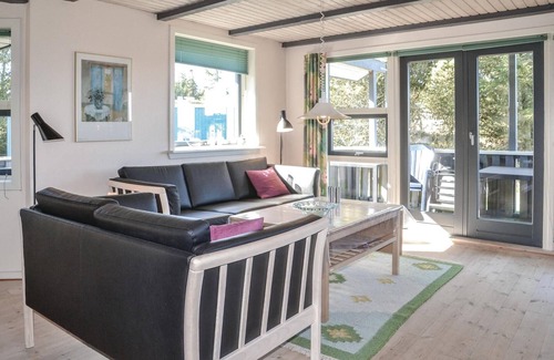 Grærup Strand House | Nice home in Oksbøl with sauna