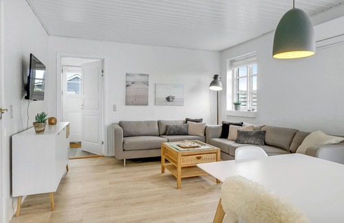 Hasmark Strand House | Nice home in Otterup with WiFi