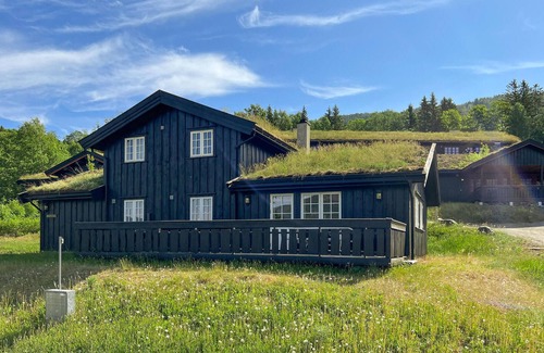 Hafjell House | Nice home in øyer with sauna