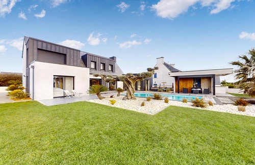 Plouhinec House | Nice home in Plouhinec