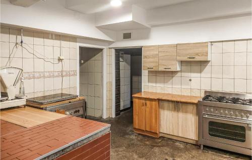 Tuchola House | Nice Home In Raciaski Mlyn