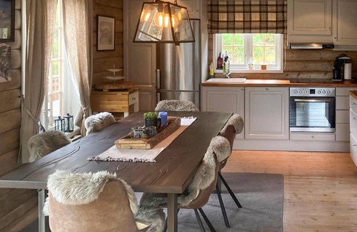 Atra House | Nice home in Rjukan with WiFi