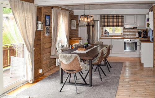 Atra House | Nice Home In Rjukan With Wifi