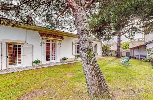 Pontaillac House | Nice home in Royan with WiFi