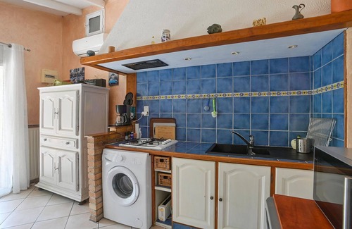 Sarrians House | Nice home in Sarrians with WiFi