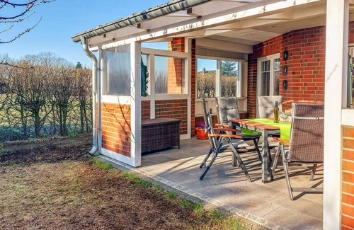 Schneverdingen House | Nice home in Schneverdingen with WiFi