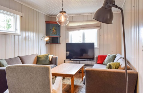 Oyer House | Nice home in Sjusjoen