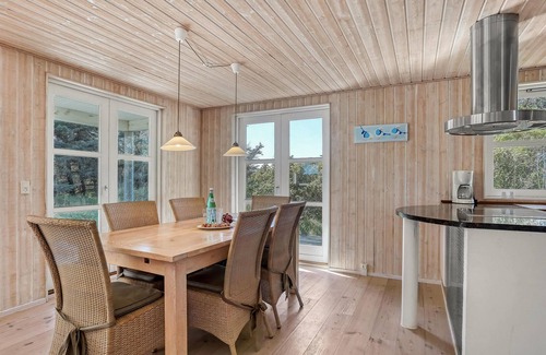 Skagen House | Nice home in Skagen with kitchen