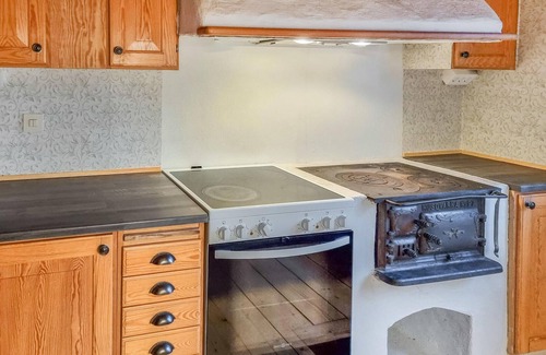 Skovde Municipality House | Nice home in Skövde with kitchen