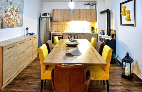 Murvica House | Nice home in Smokovic with WiFi
