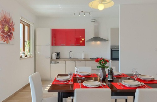 Smoljanci House | Nice home in Svetvincenat