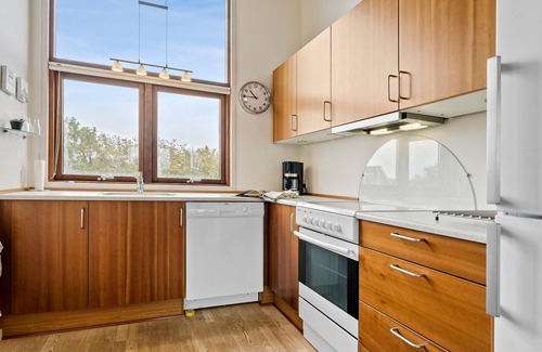 Skaven Strand House | Nice home in Tarm with WiFi