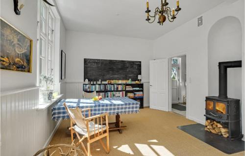 Tim House | Nice Home In Tim With Kitchen