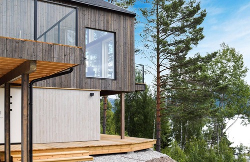 Nissedal House | Nice home in Treungen with kitchen