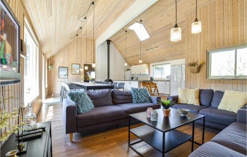 Nørre Fjand House | Nice Home In Ulfborg With Wifi