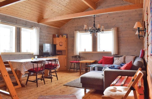 Maurset House | Nice home in Vøringsfoss with WiFi